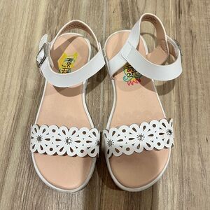 Girls sandals - worn once